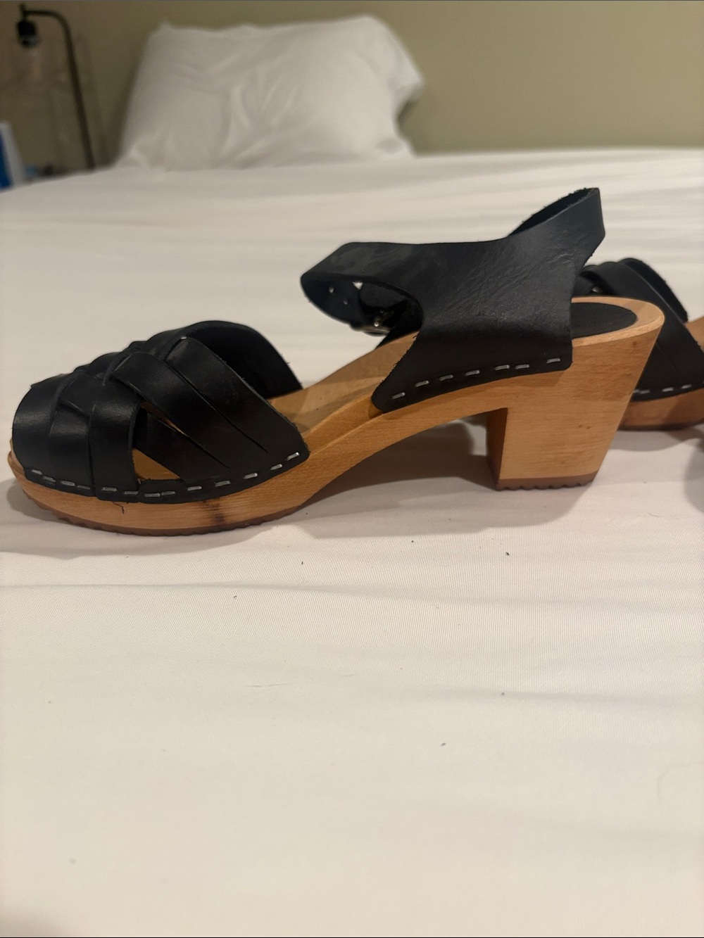 New without tags MIA woven peep toe clogs. - Picture 3 of 6